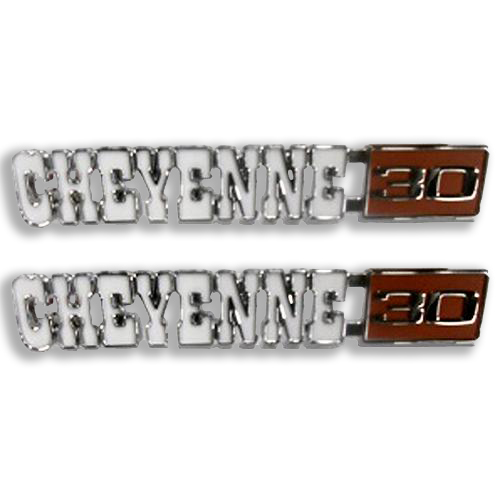 1971-1972 Fender Emblem Cheyenne 30 Front Chevrolet Pickup Truck