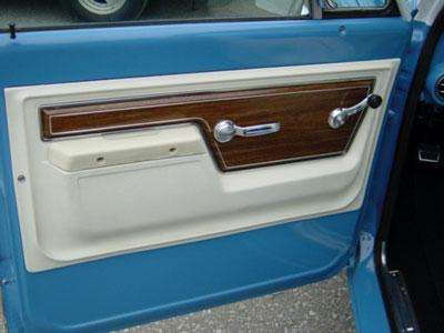 1972 Door Panels Chevrolet Cheyenne and GMC Sierra Scroll Parchment Pickup Truck